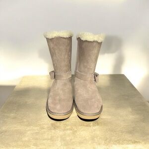 ~ Koolaburra By UGG Arlena Short‎ Boots Women's Beige Cinder Size 14 ..5W